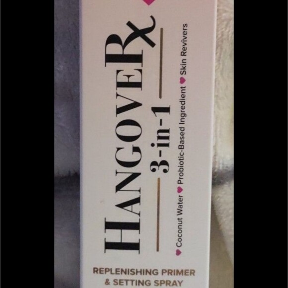 NEW Too Faced Hangover 3 in 1 Replenishing Primer & Setting Spray - Picture 1 of 6